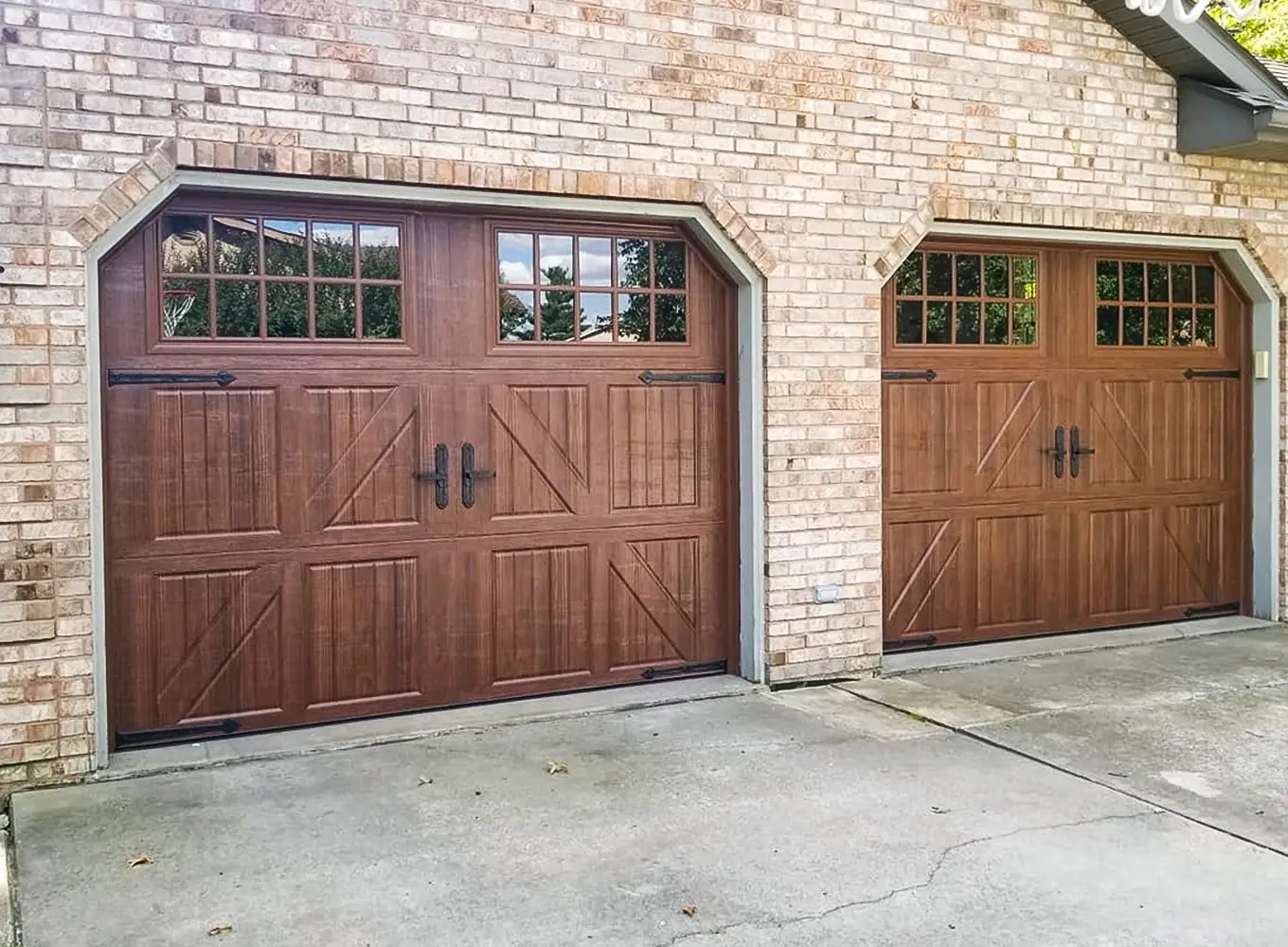 garage door company installation and repair services in the Metro East