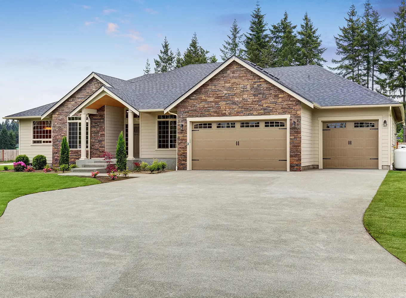 24-7 garage door services in the Metro East