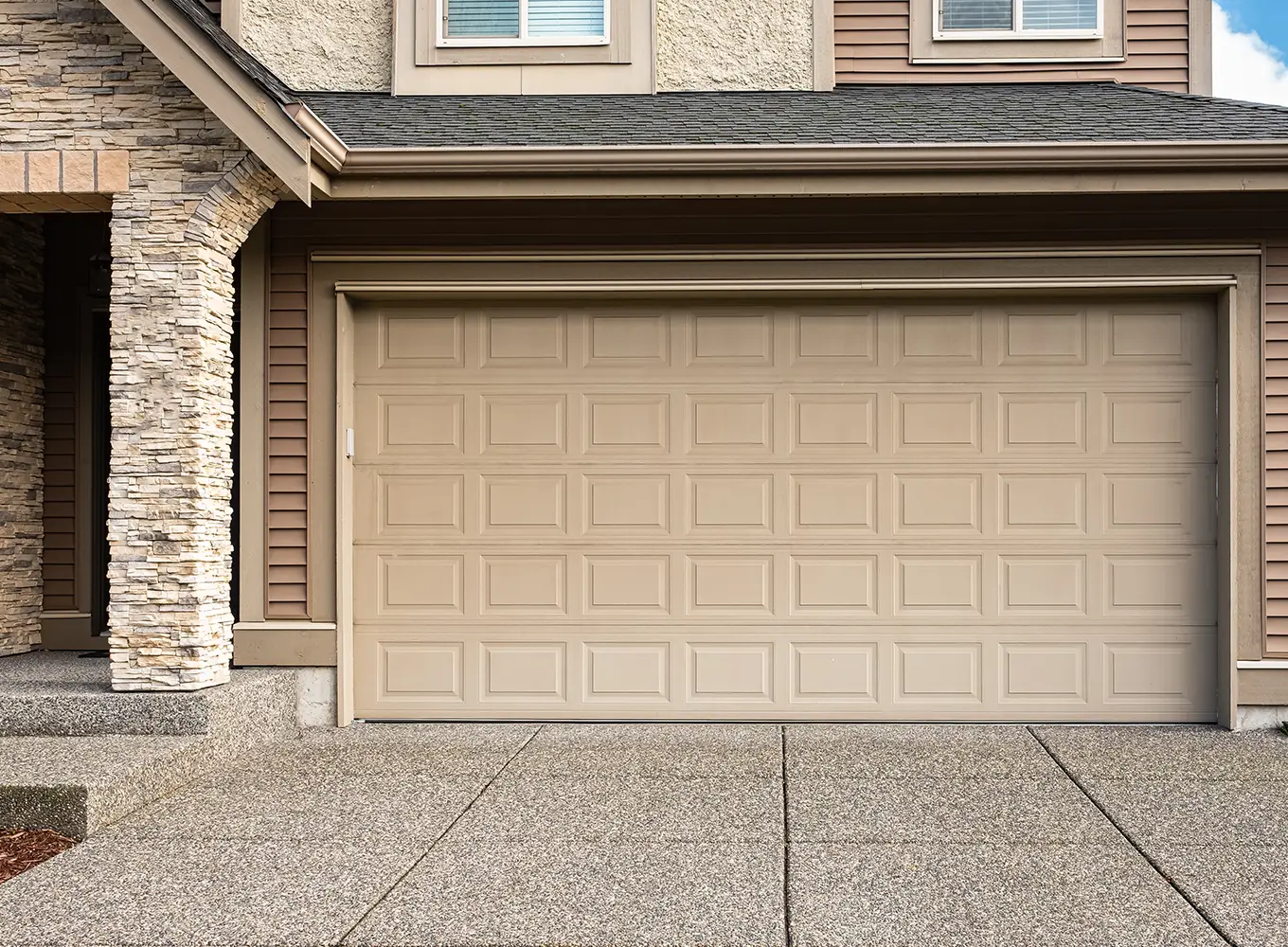 a garage door levels using the IntelliStrut™ system