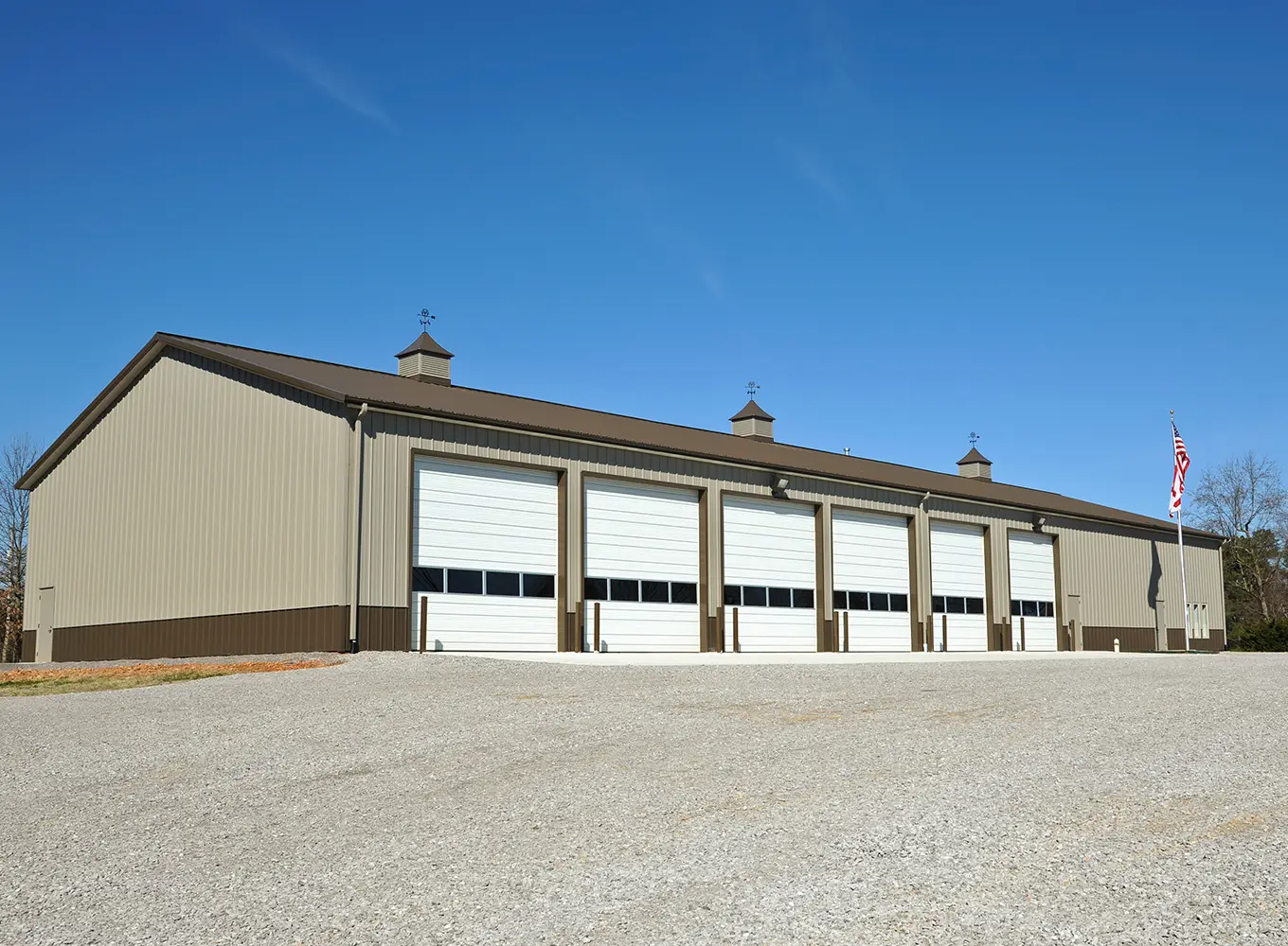 pic of commercial garage doors